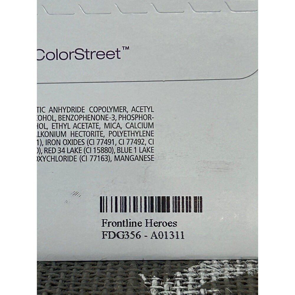 Color Street Nail Strips Frontline Hero’s Multi Color Polka Dots New - Picture 4 of 4